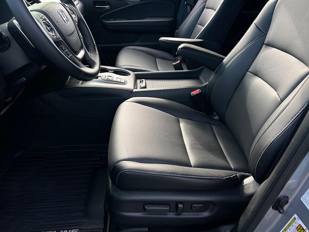 used 2023 Honda Ridgeline car, priced at $37,487