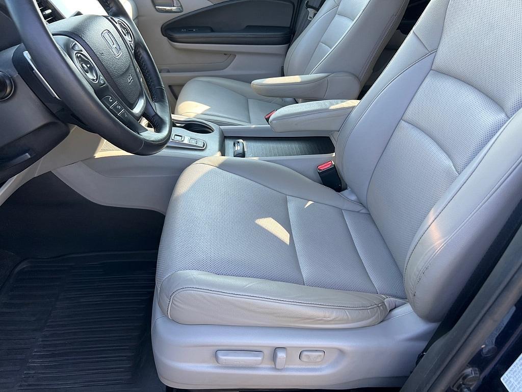 used 2023 Honda Ridgeline car, priced at $32,631