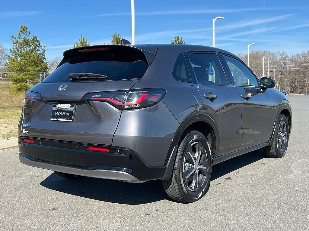 new 2025 Honda HR-V car