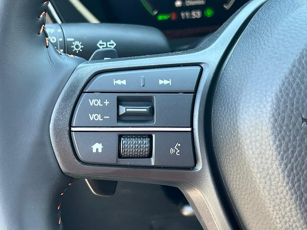 new 2025 Honda CR-V Hybrid car, priced at $43,995