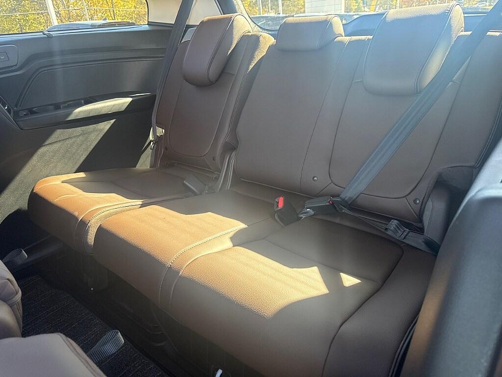 new 2026 Honda Odyssey car, priced at $53,940