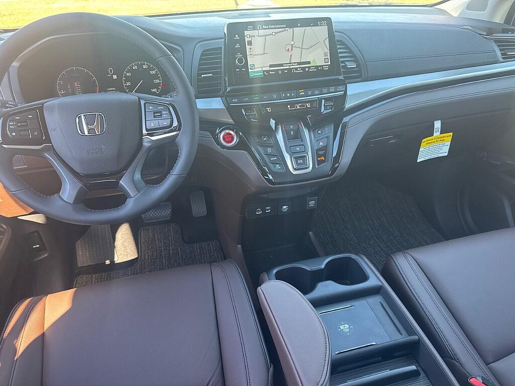 new 2026 Honda Odyssey car, priced at $53,940