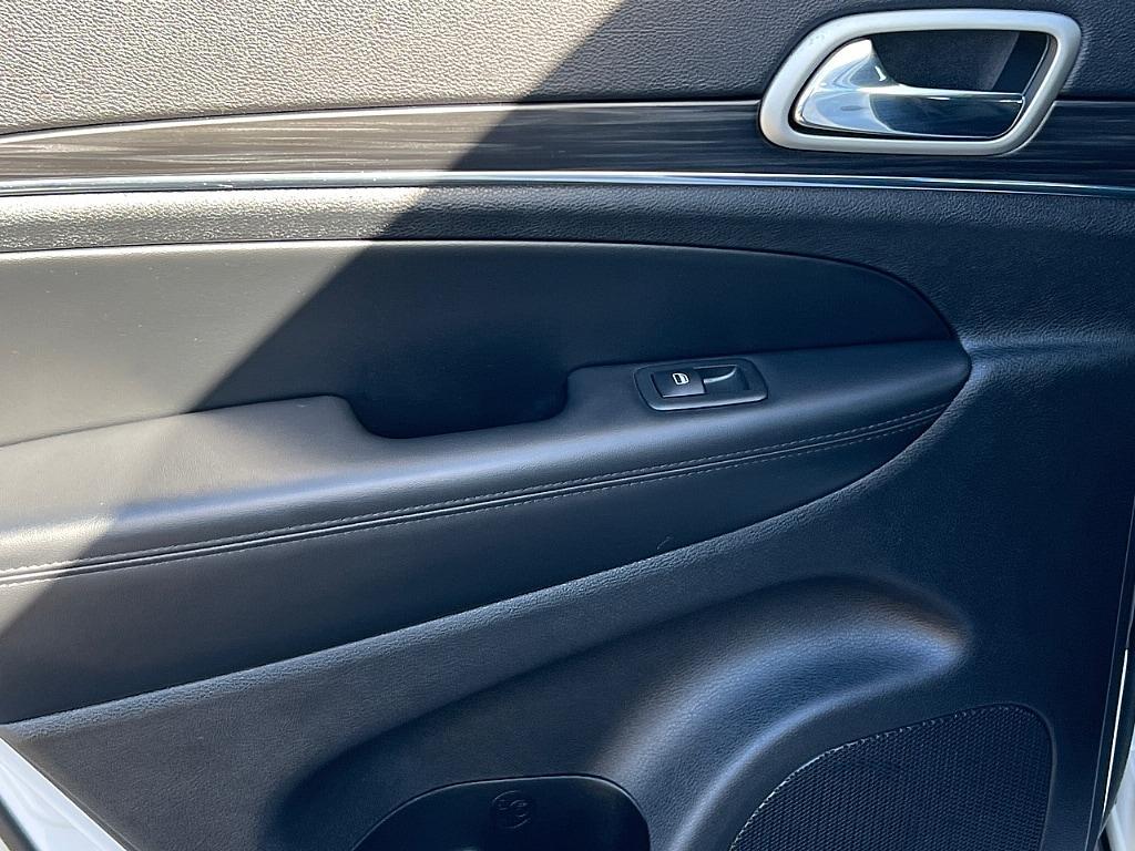 used 2022 Jeep Grand Cherokee WK car, priced at $27,681