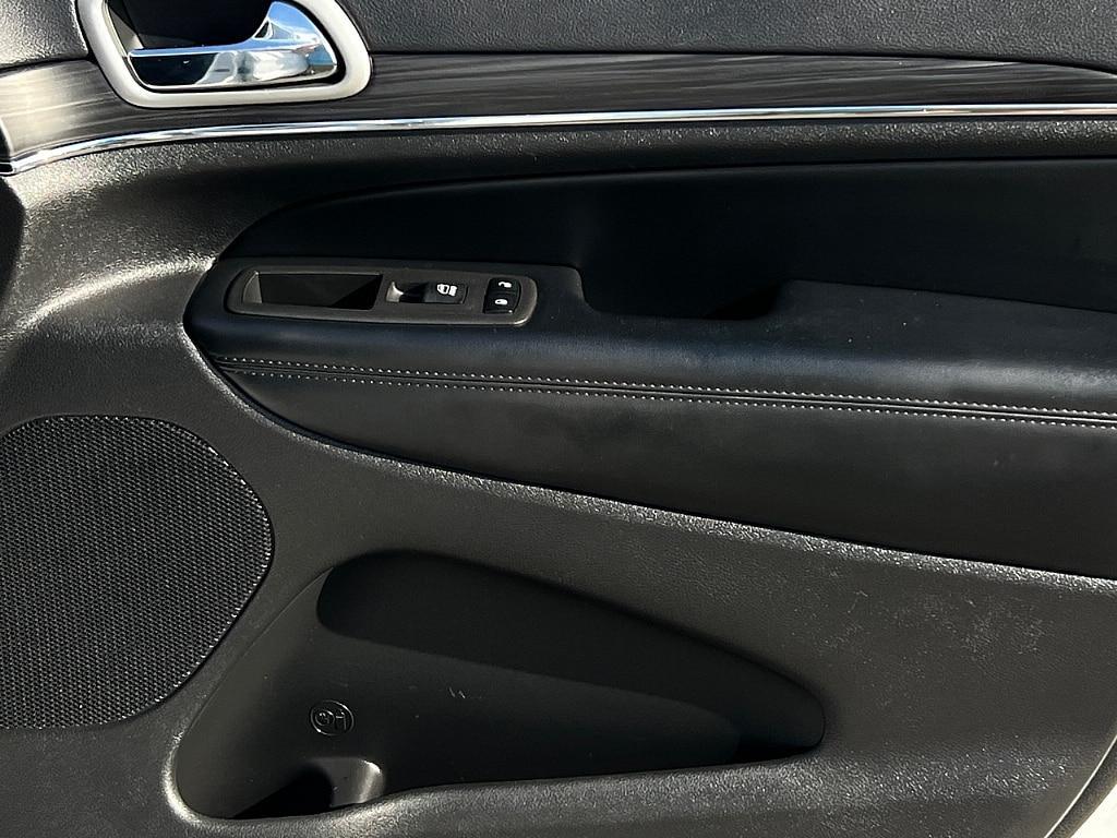 used 2022 Jeep Grand Cherokee WK car, priced at $27,681