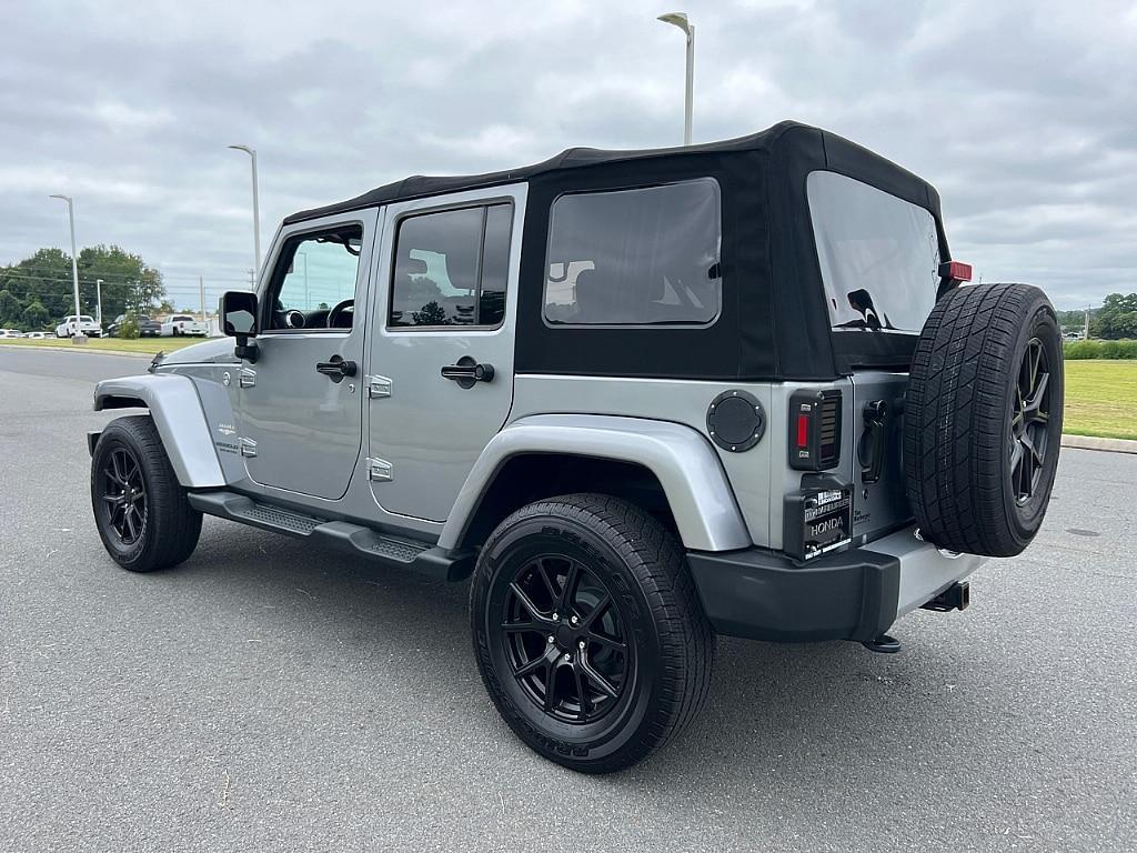 used 2014 Jeep Wrangler Unlimited car, priced at $17,499