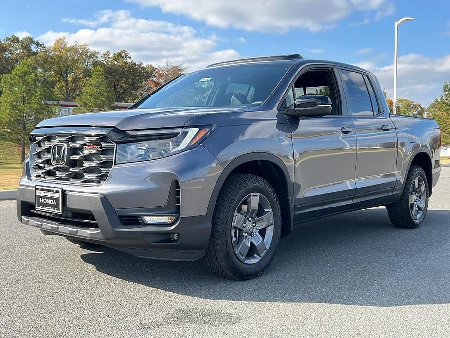 new 2025 Honda Ridgeline car, priced at $51,270