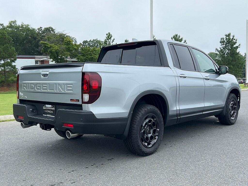 new 2025 Honda Ridgeline car, priced at $53,225