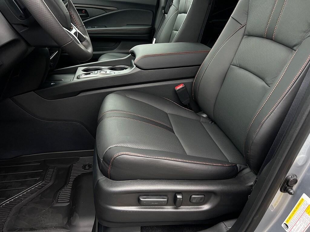 new 2025 Honda Ridgeline car, priced at $53,225