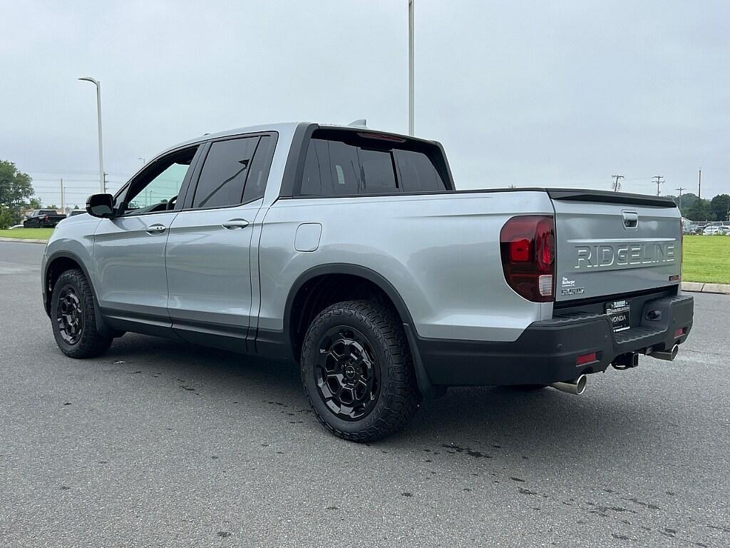 new 2025 Honda Ridgeline car, priced at $53,225