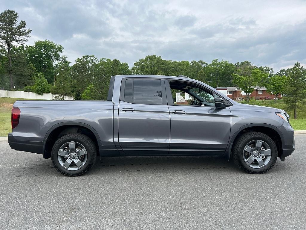 used 2025 Honda Ridgeline car, priced at $43,774