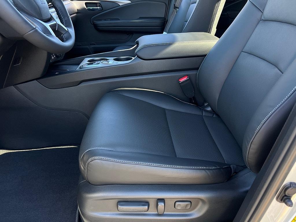 new 2026 Honda Ridgeline car, priced at $49,385