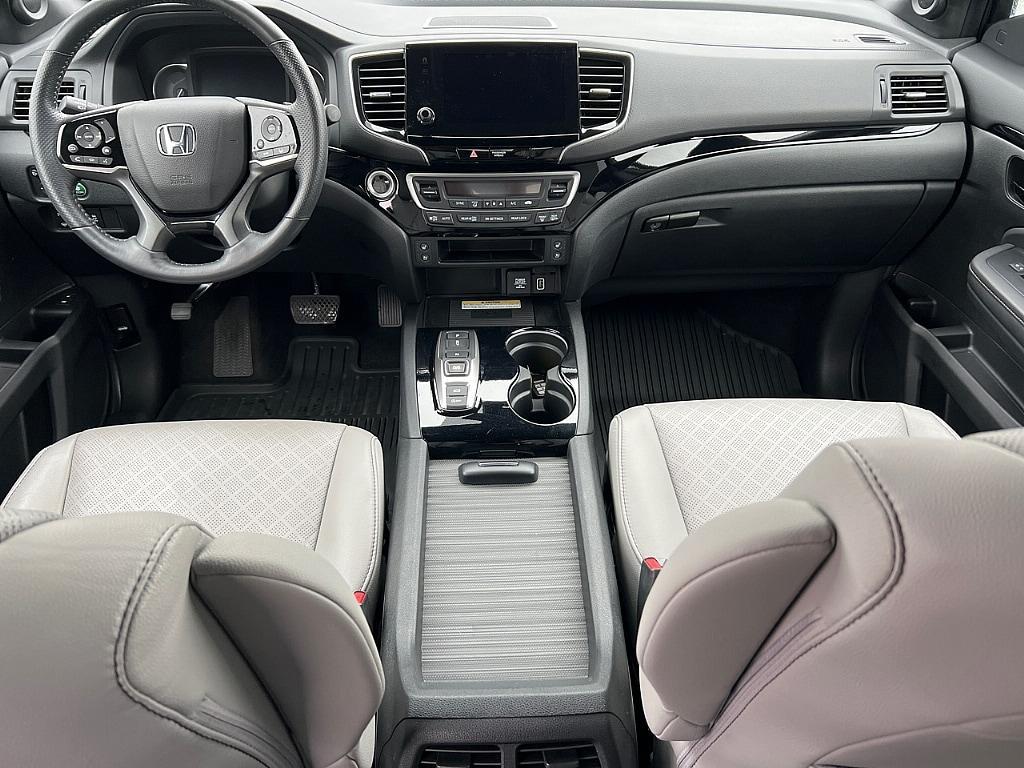 used 2022 Honda Passport car, priced at $32,187