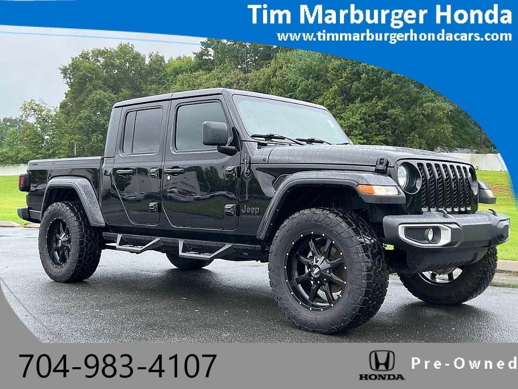 used 2023 Jeep Gladiator car, priced at $32,987