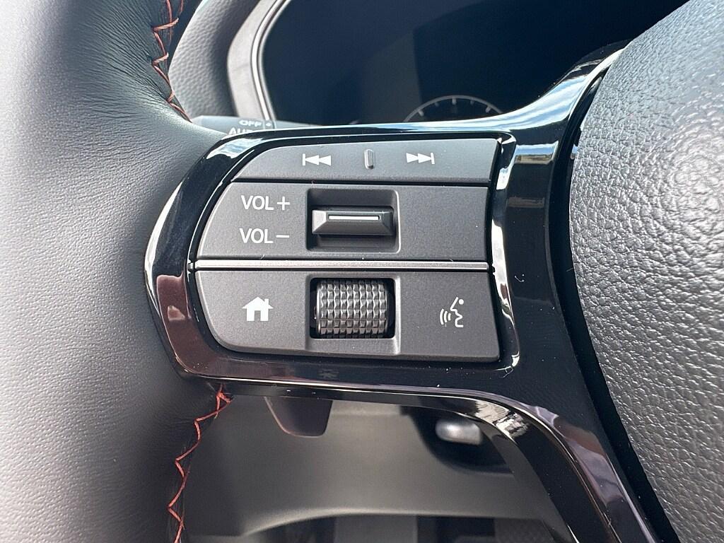 new 2025 Honda Pilot car, priced at $55,345