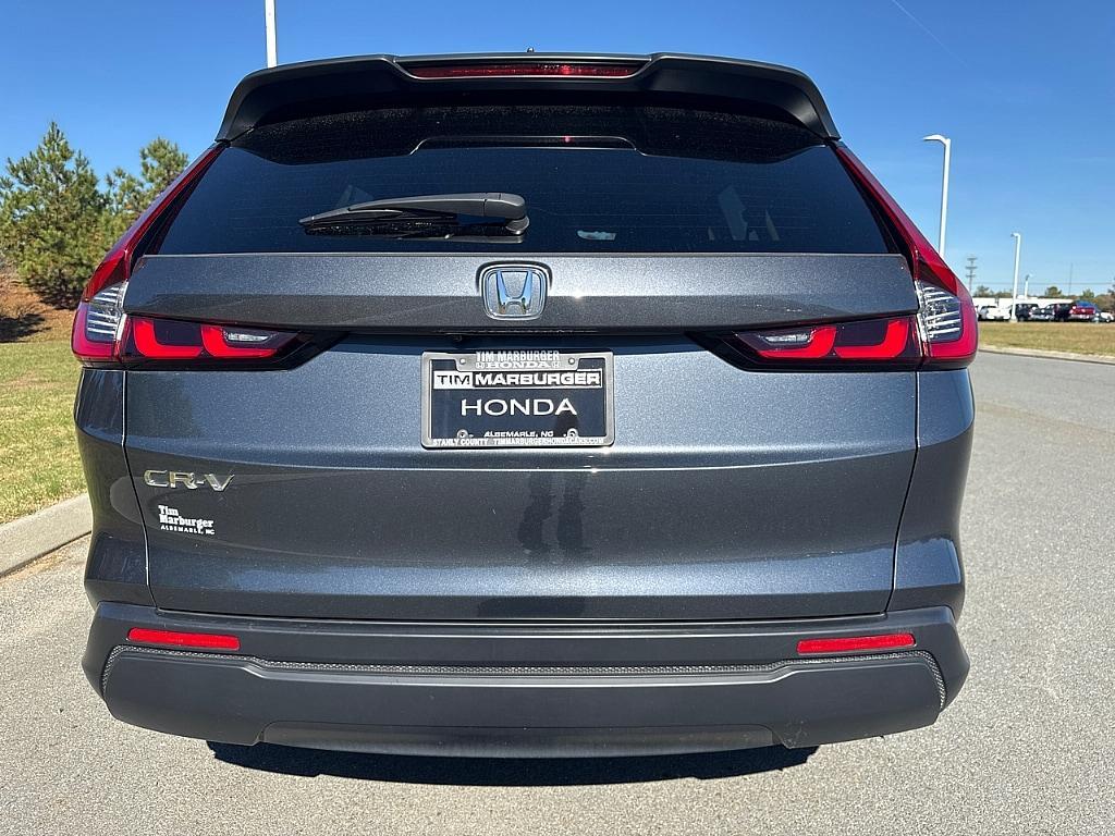 used 2025 Honda CR-V car, priced at $30,287