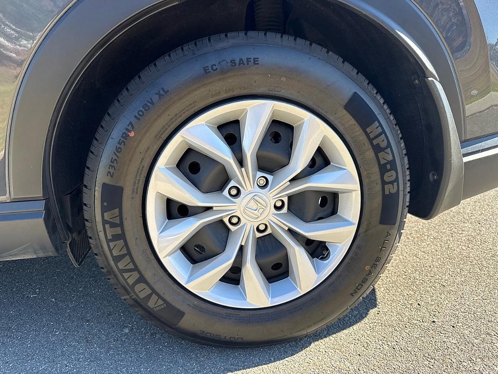 used 2025 Honda CR-V car, priced at $30,287