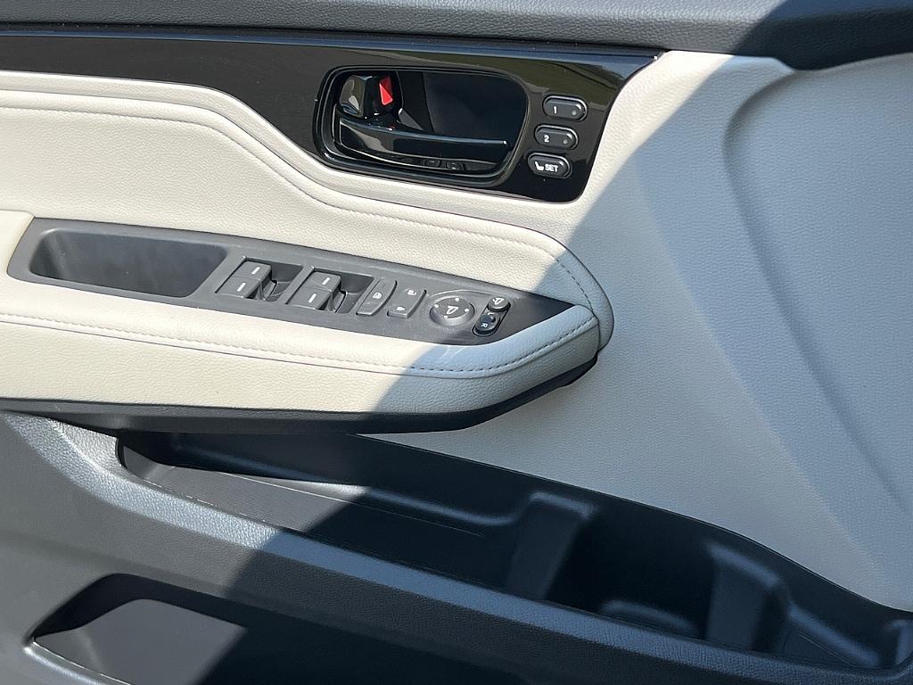 new 2025 Honda Odyssey car, priced at $57,125
