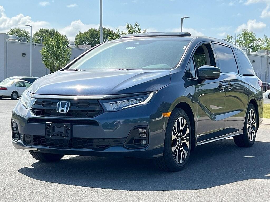 new 2025 Honda Odyssey car, priced at $57,125