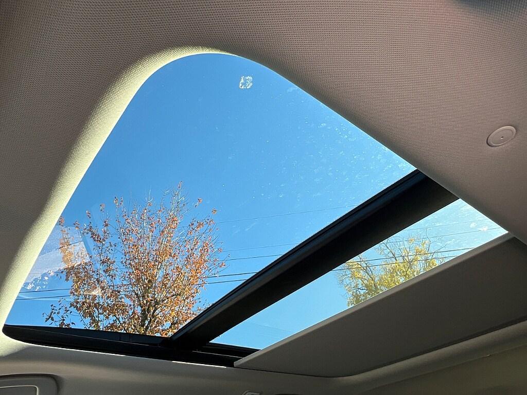 new 2025 Honda Pilot car, priced at $55,390