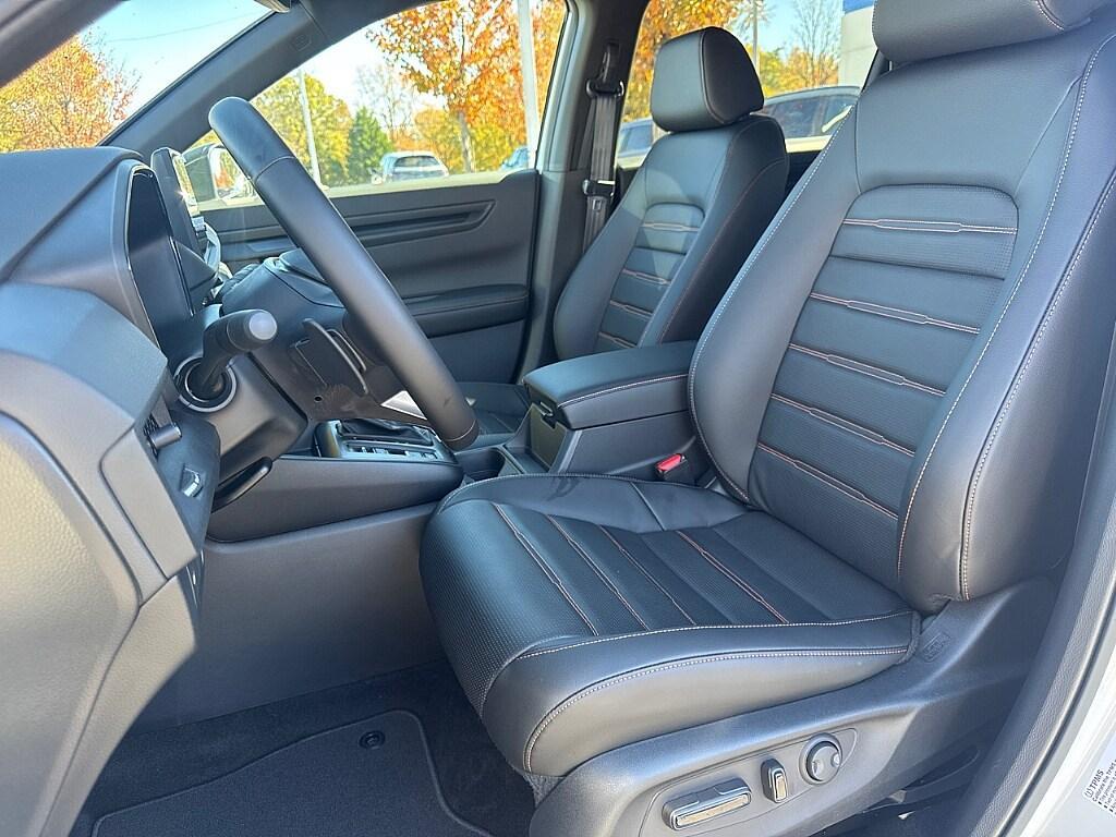 new 2026 Honda CR-V Hybrid car, priced at $45,125