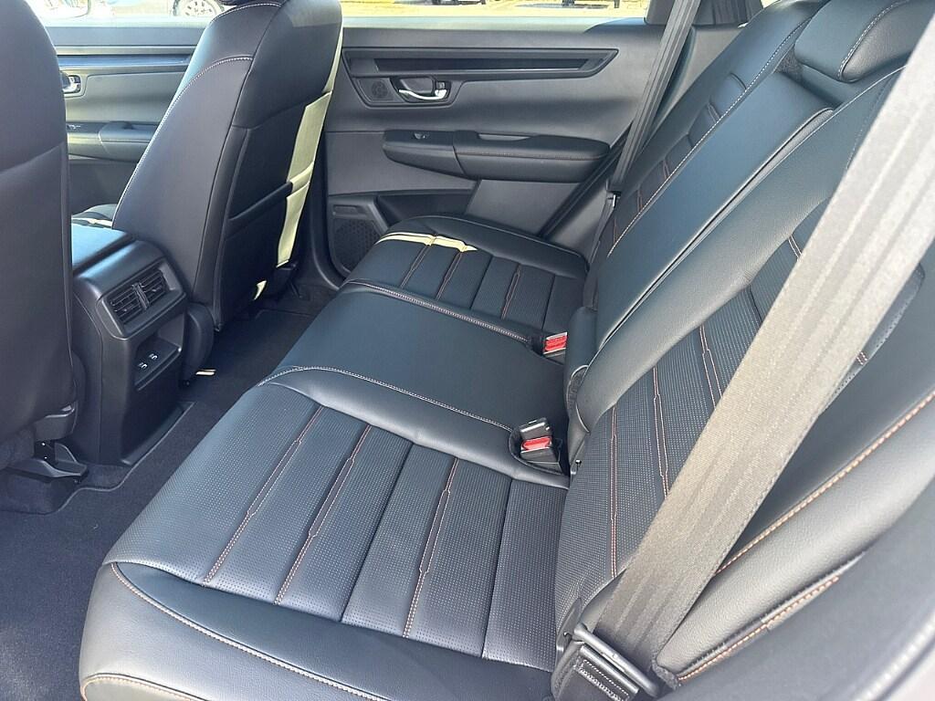 new 2026 Honda CR-V Hybrid car, priced at $45,125