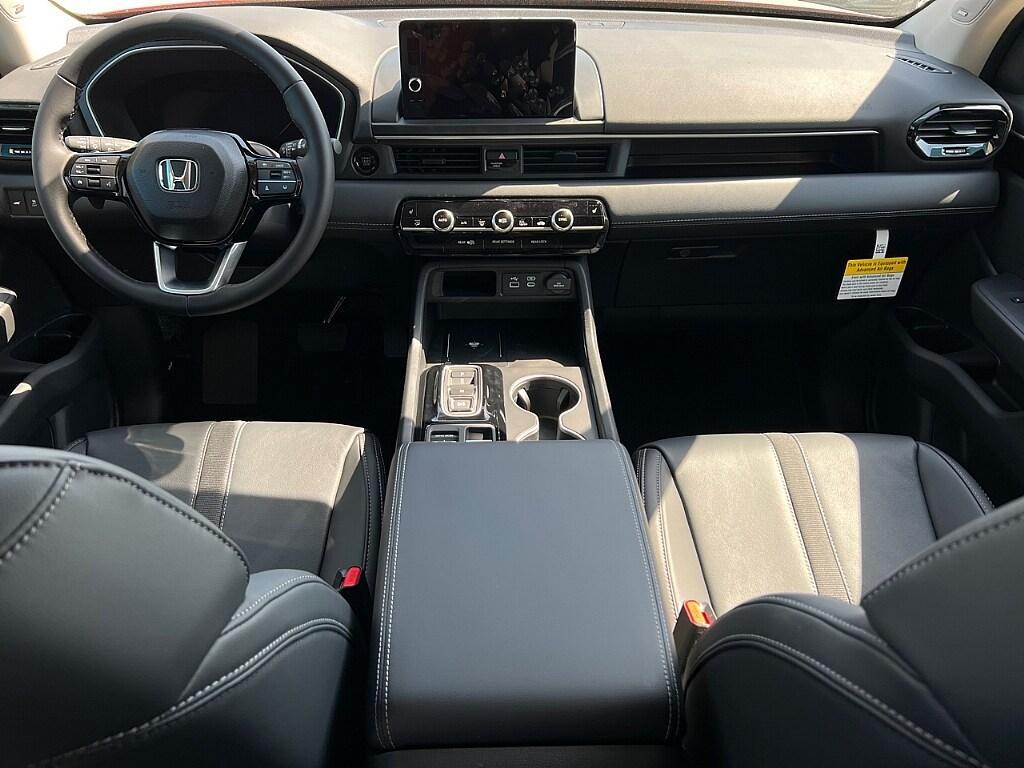 new 2025 Honda Pilot car, priced at $56,000