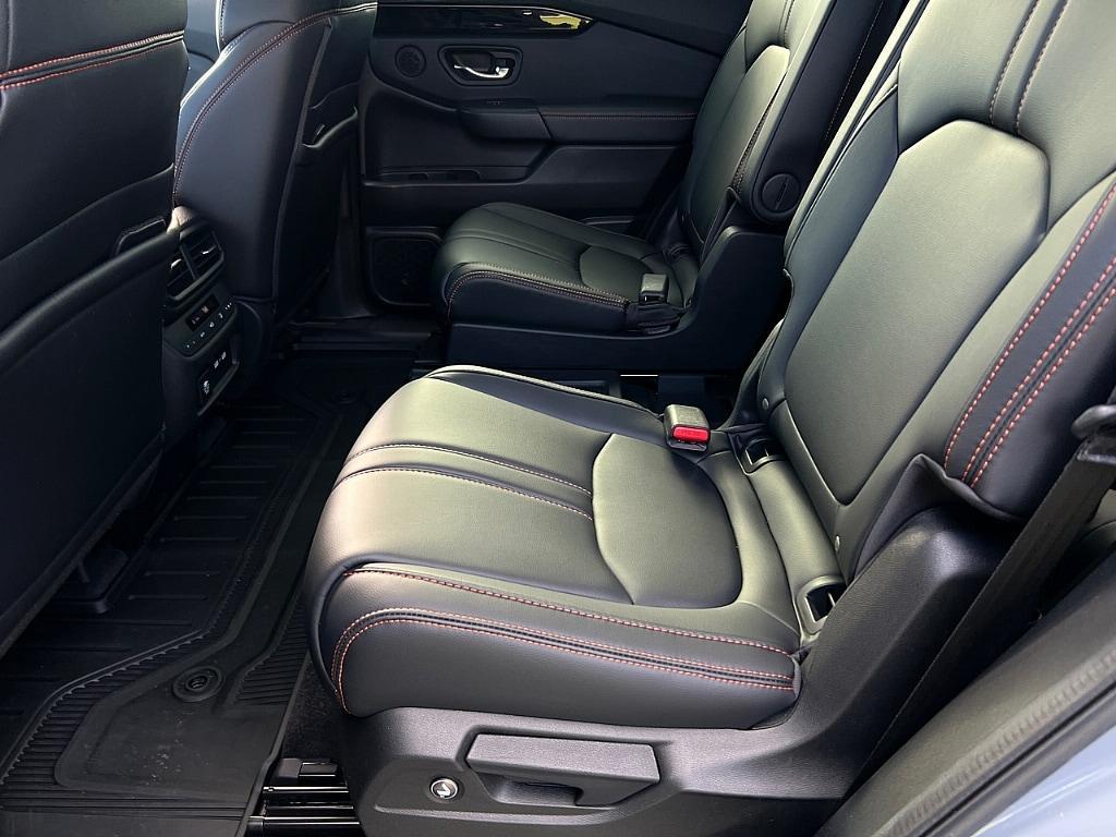 used 2023 Honda Pilot car, priced at $44,687