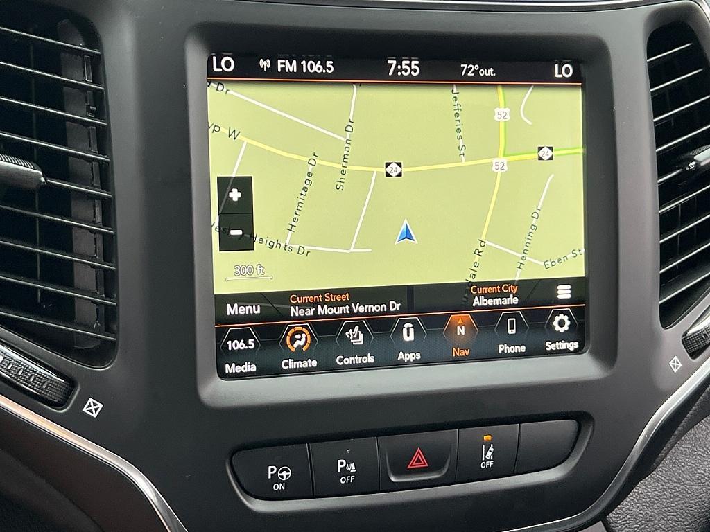 used 2023 Jeep Cherokee car, priced at $20,936