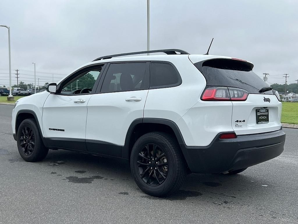 used 2023 Jeep Cherokee car, priced at $20,936