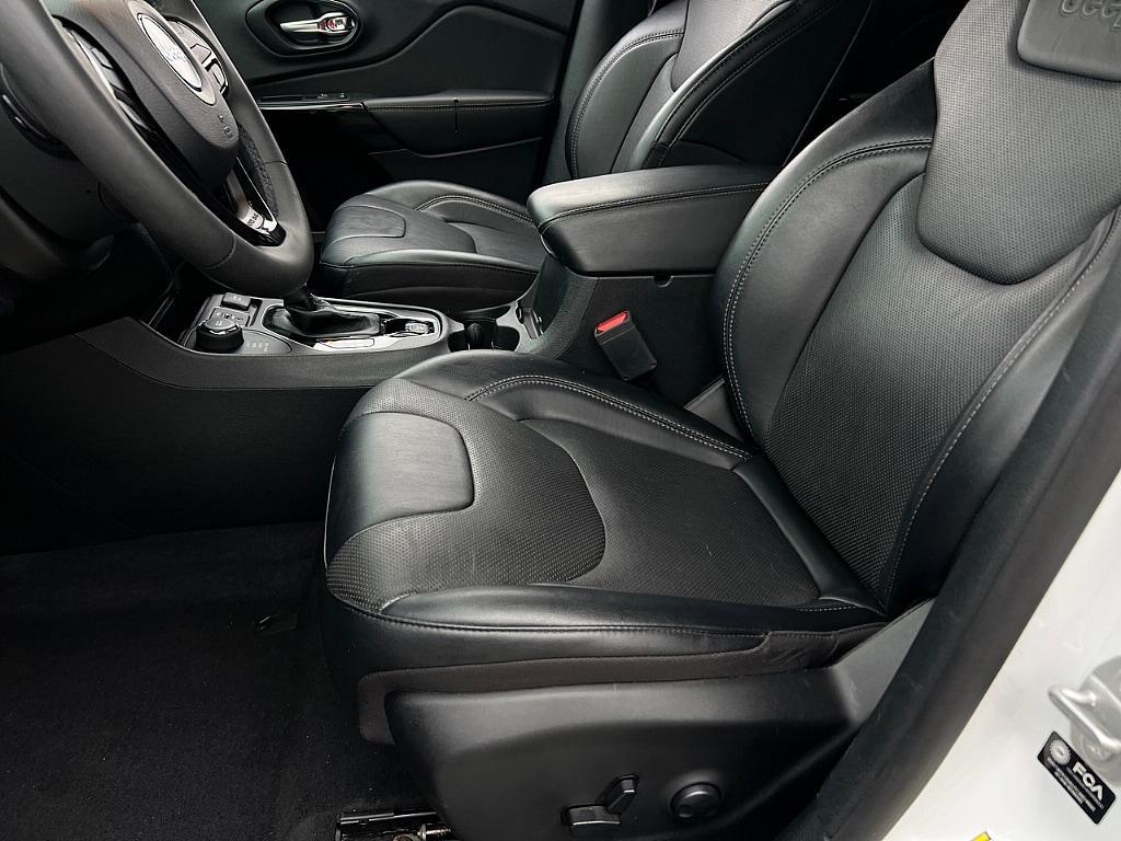 used 2023 Jeep Cherokee car, priced at $20,936