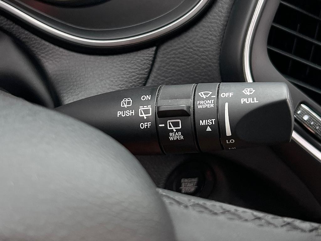 used 2023 Jeep Cherokee car, priced at $20,936