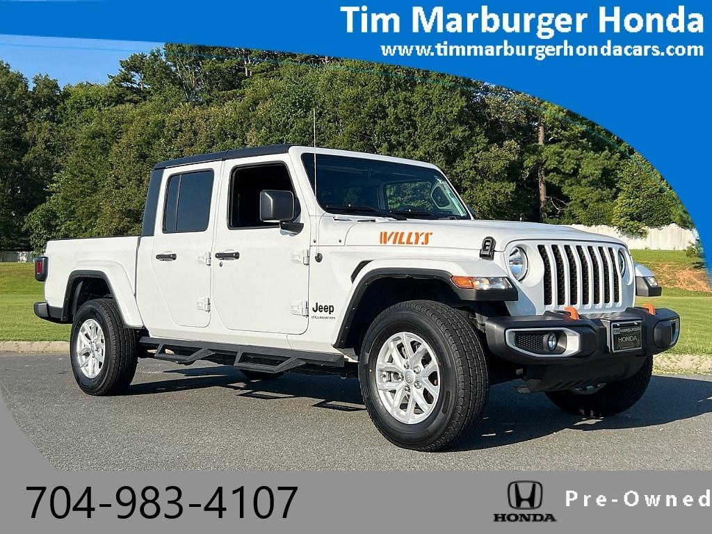used 2023 Jeep Gladiator car, priced at $30,909