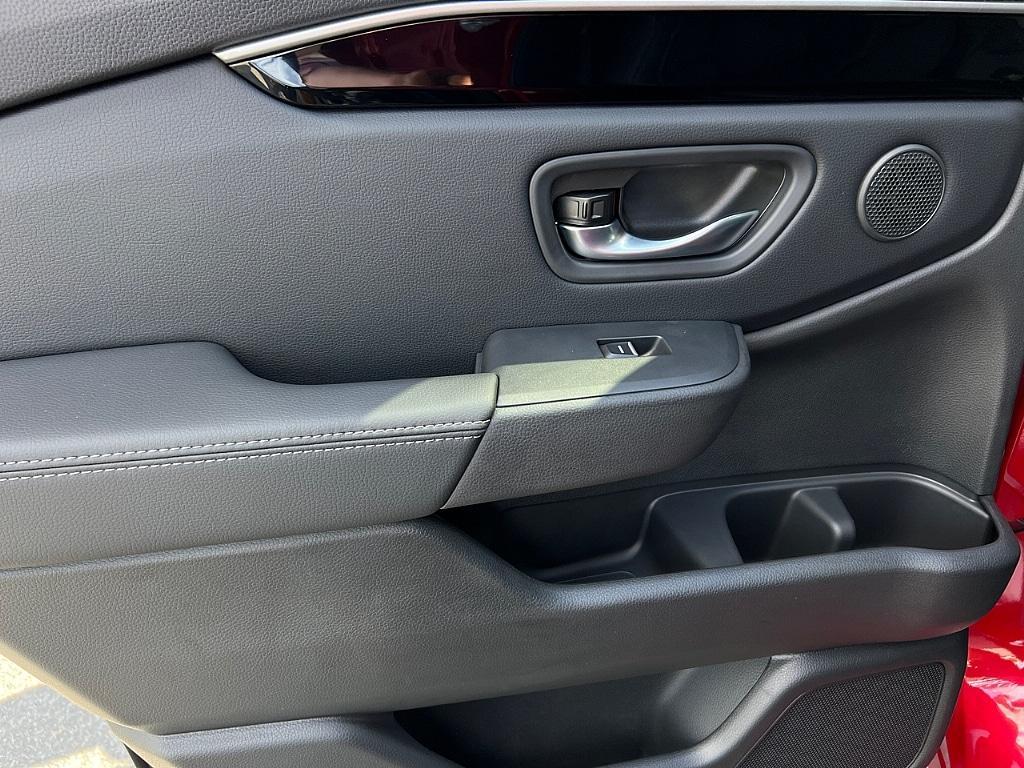 new 2025 Honda Pilot car, priced at $56,045