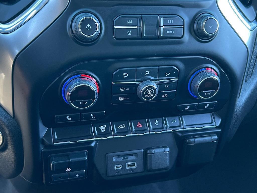 used 2022 Chevrolet Silverado 3500 car, priced at $57,748