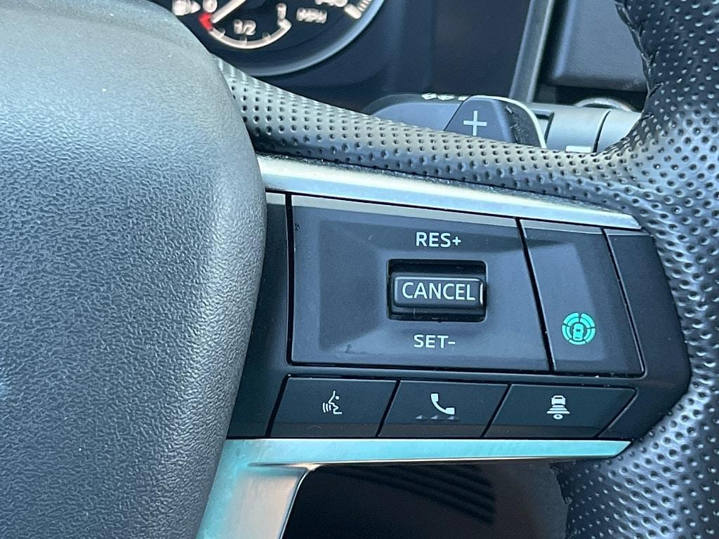 used 2024 Mitsubishi Outlander car, priced at $27,571