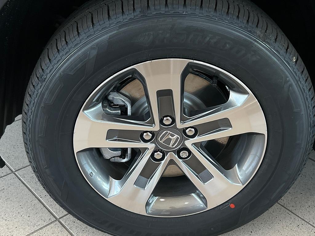 new 2025 Honda Pilot car, priced at $49,445