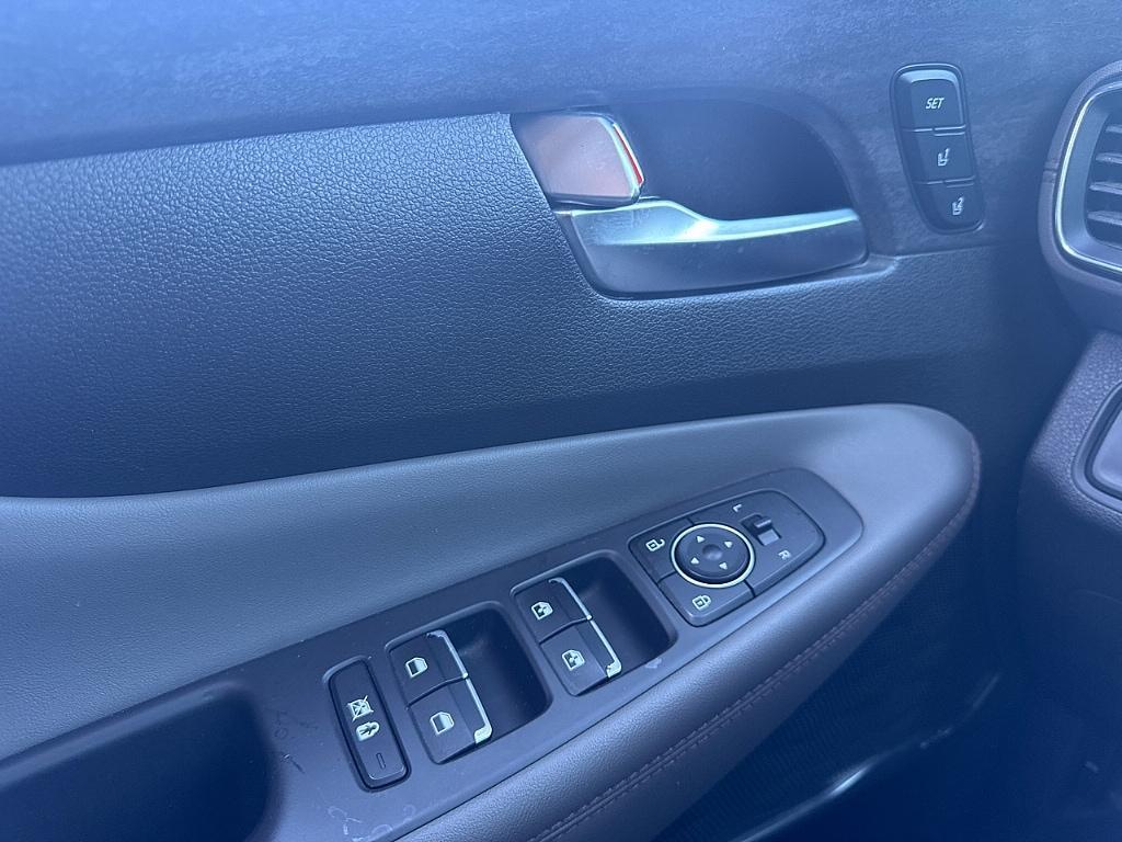 used 2020 Hyundai Santa Fe car, priced at $17,987