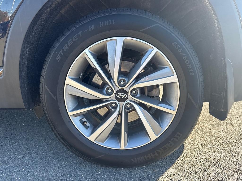 used 2020 Hyundai Santa Fe car, priced at $17,987