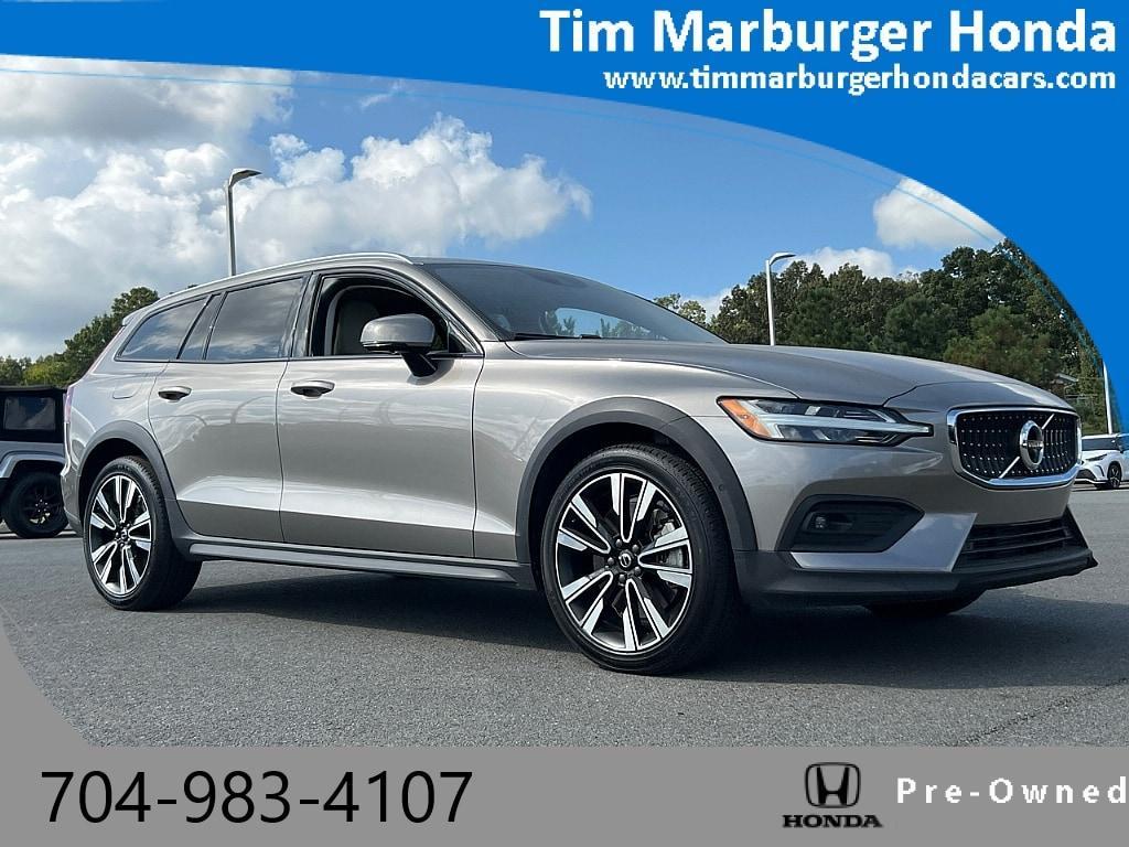 used 2021 Volvo V60 Cross Country car, priced at $28,408