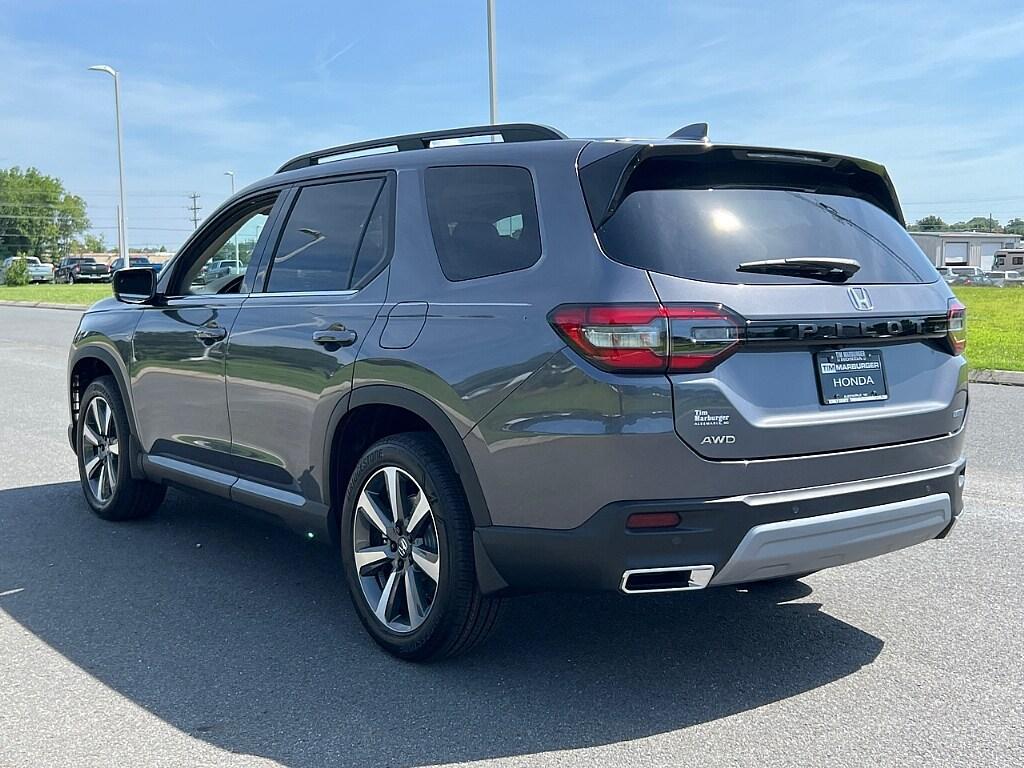 new 2025 Honda Pilot car, priced at $59,025