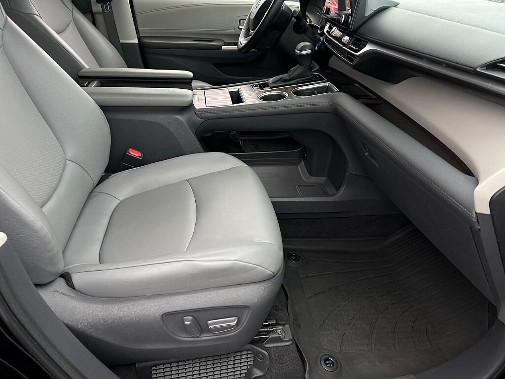 used 2021 Toyota Sienna car, priced at $34,283