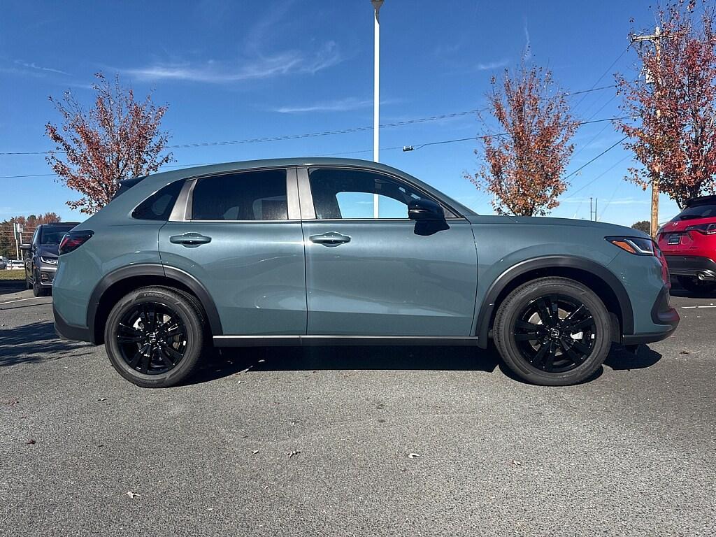 new 2026 Honda HR-V car, priced at $35,900