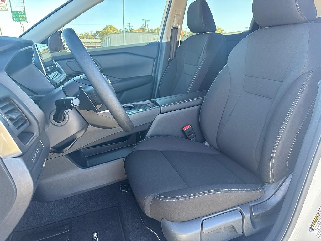 used 2025 Nissan Rogue car, priced at $26,851