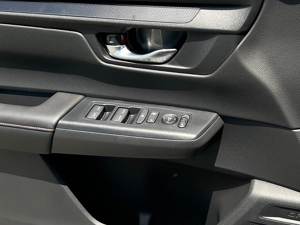 new 2026 Honda CR-V Hybrid car, priced at $41,520