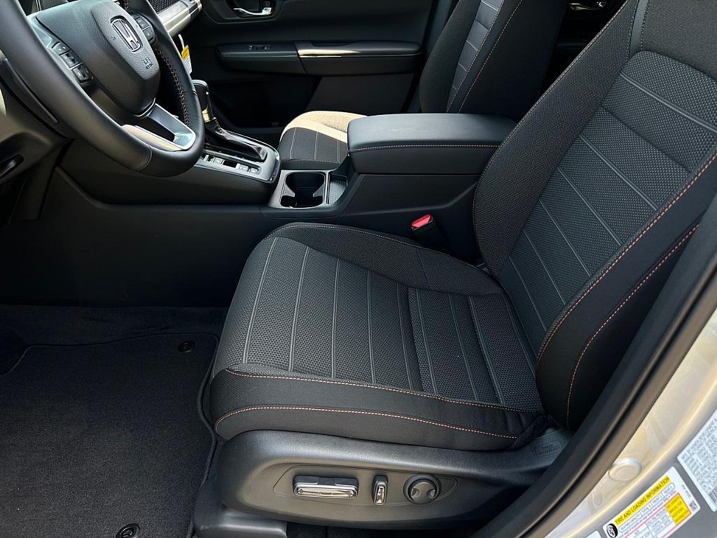 new 2026 Honda CR-V Hybrid car, priced at $41,520