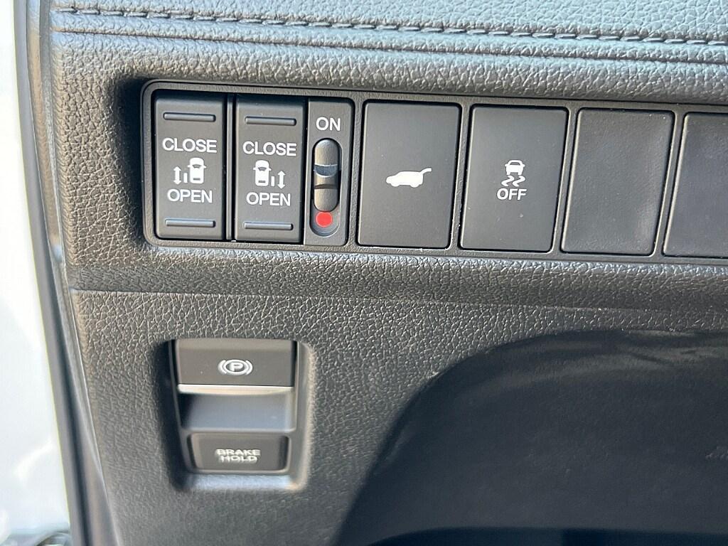 new 2025 Honda Odyssey car, priced at $47,170