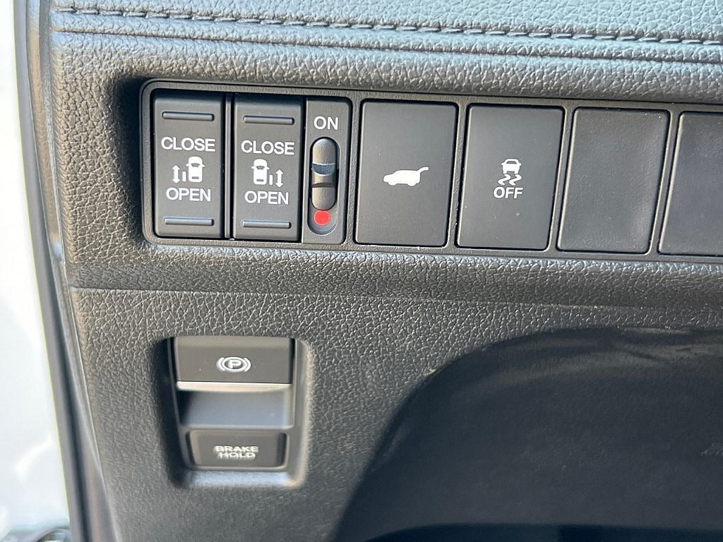 new 2025 Honda Odyssey car, priced at $47,170