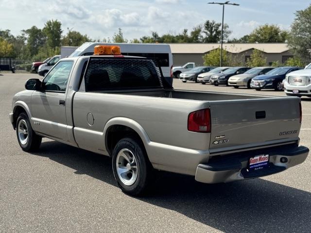 used 2002 Chevrolet S-10 car, priced at $9,999