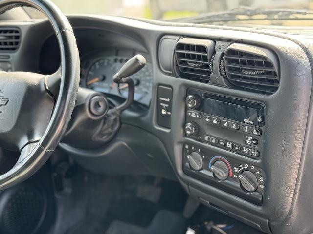 used 2002 Chevrolet S-10 car, priced at $9,999