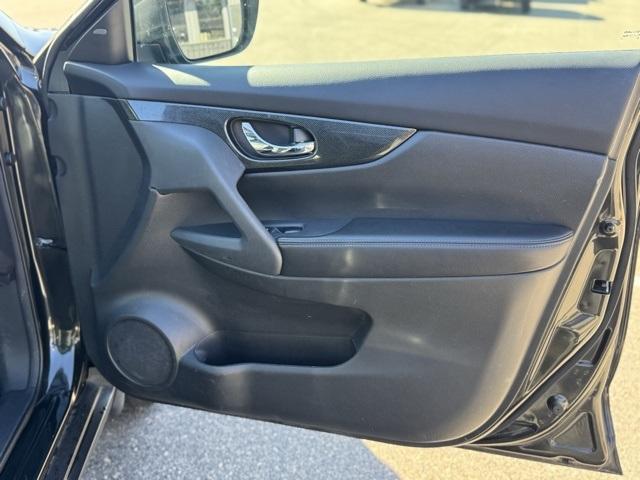 used 2016 Nissan Rogue car, priced at $12,934